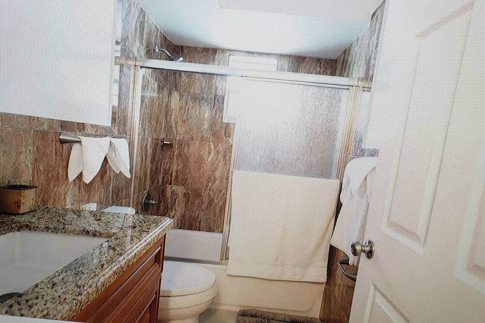 Photo of Bathroom in Riviera Beach