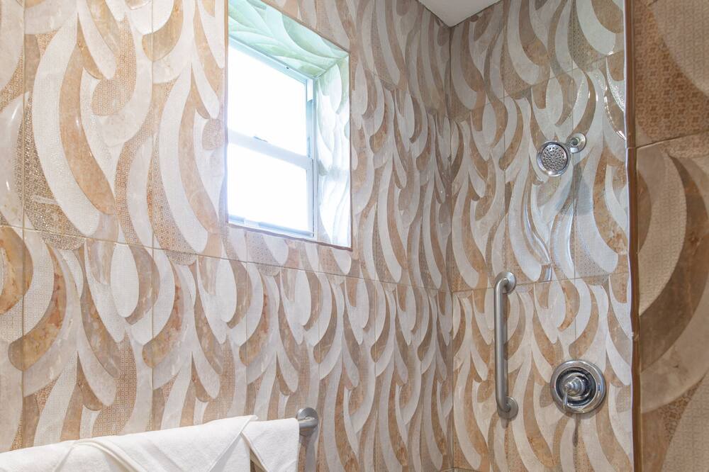 Photo of Bedroom in Riviera Beach