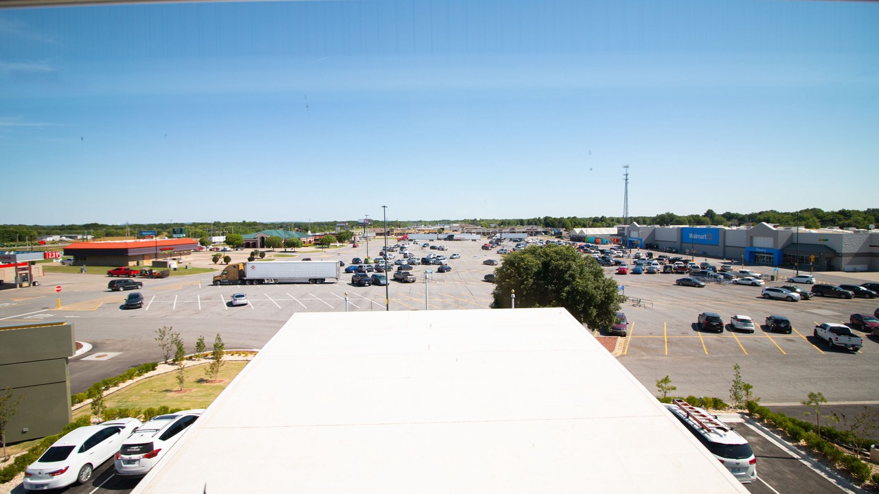 Photo of Others in Pryor