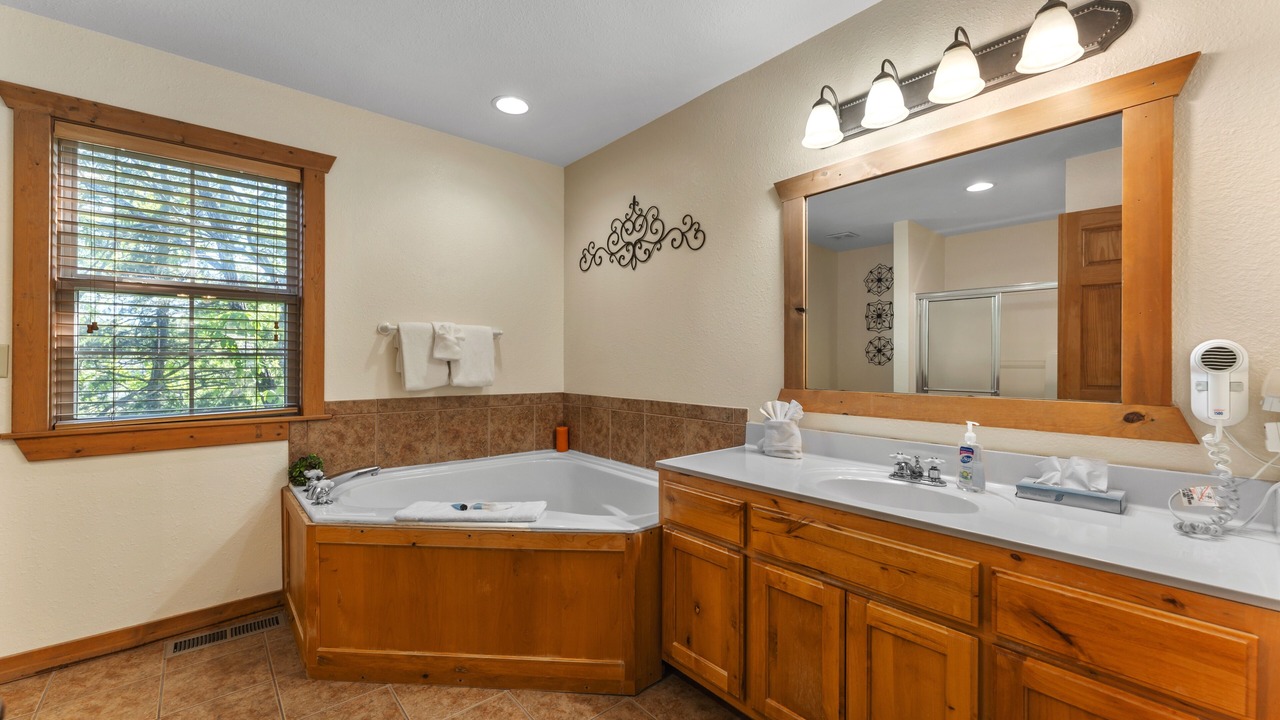 Photo of Bathroom in Branson West