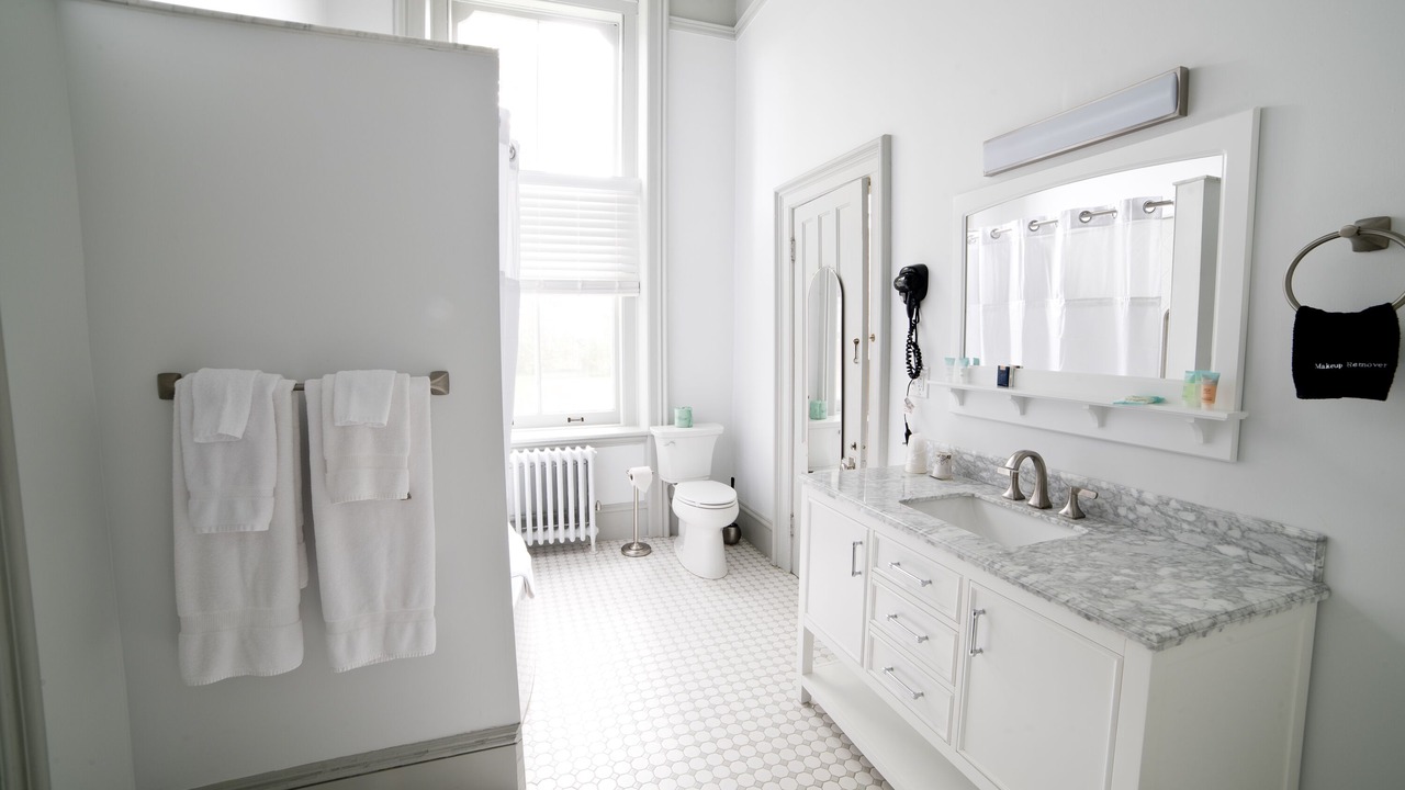 Photo of Others in Oneida