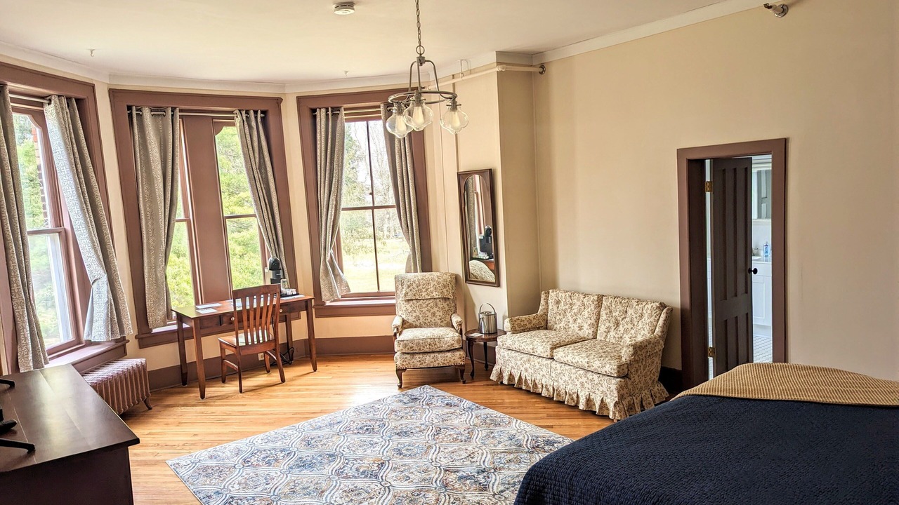 Photo of Bedroom in Oneida