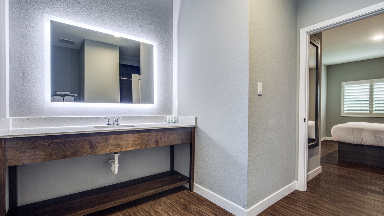 Photo of Bathroom in Bammel
