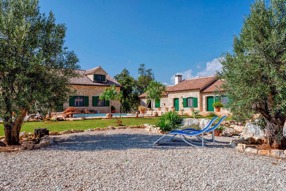 Photo of Others in Vrboska