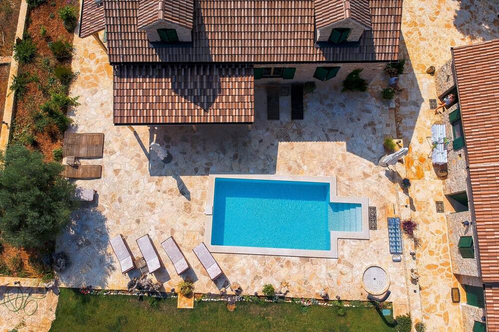 Photo of Others in Vrboska