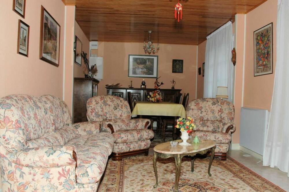 Photo of Livingroom in Huisseau-sur-Cosson