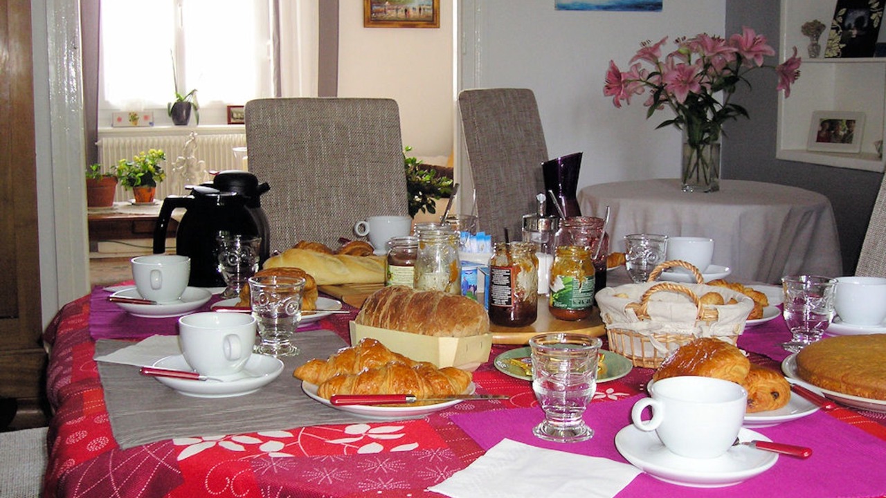 Photo of Others in Roye