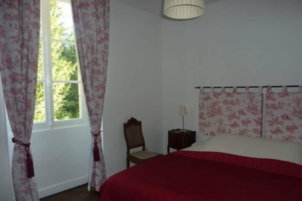 Photo of Bedroom in Marchenoir