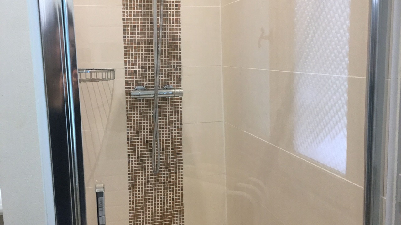 Photo of Bathroom in Lignan-de-Bordeaux