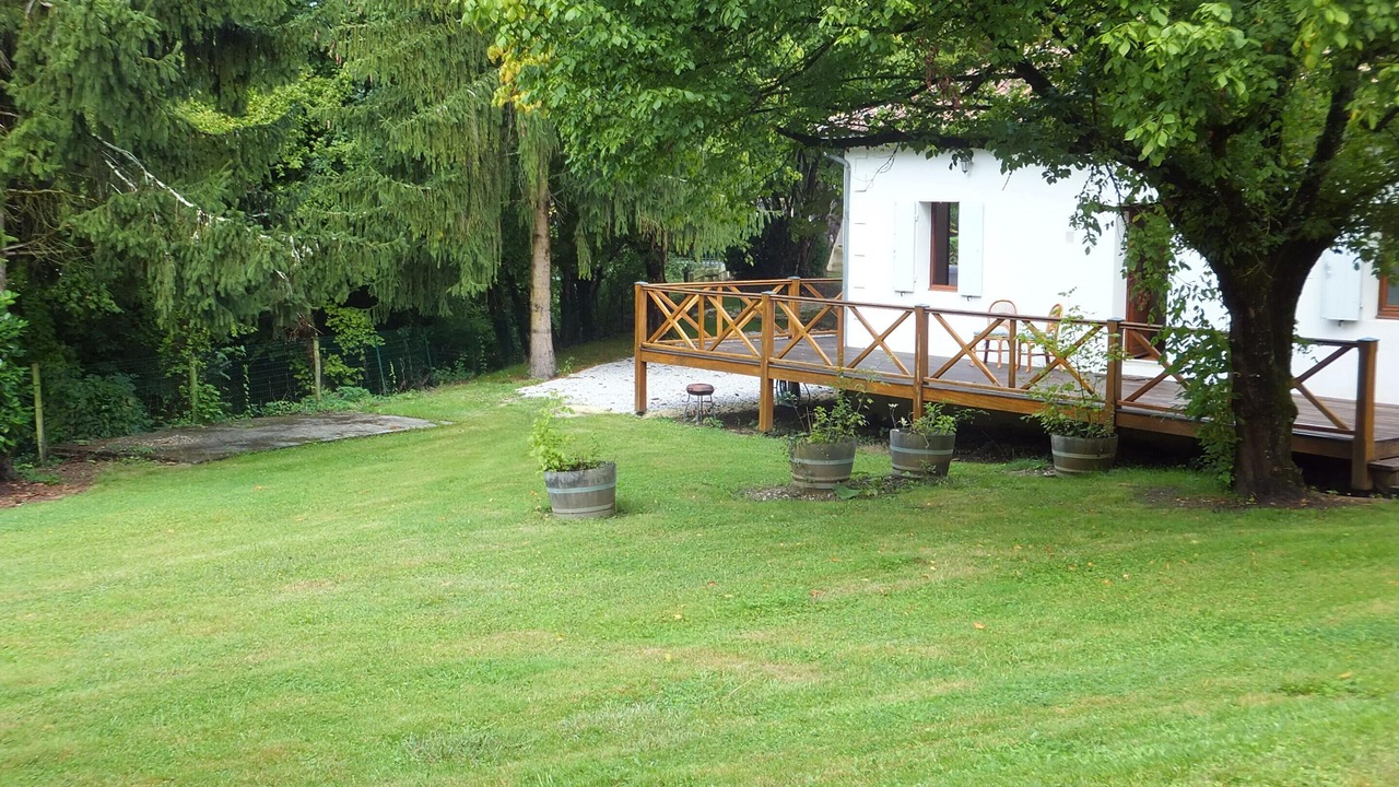 Photo of Outdoor in Lignan-de-Bordeaux