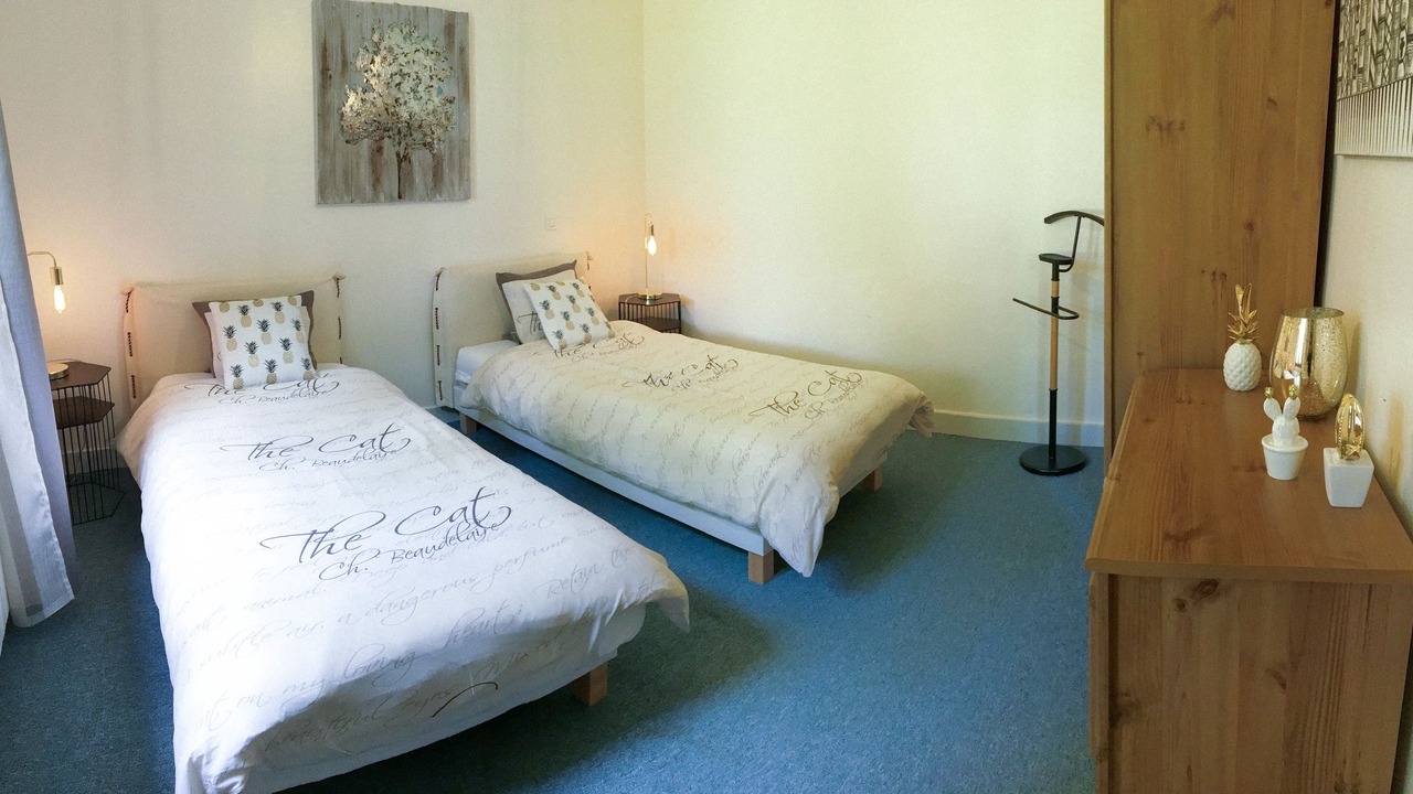Photo of Bedroom in Lignan-de-Bordeaux