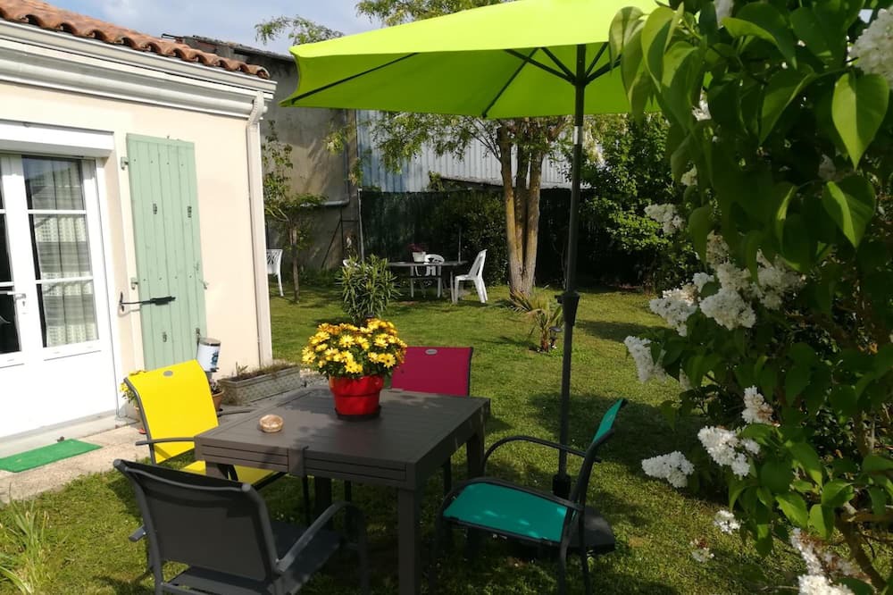 Photo of Patio Balcony in Ruffec