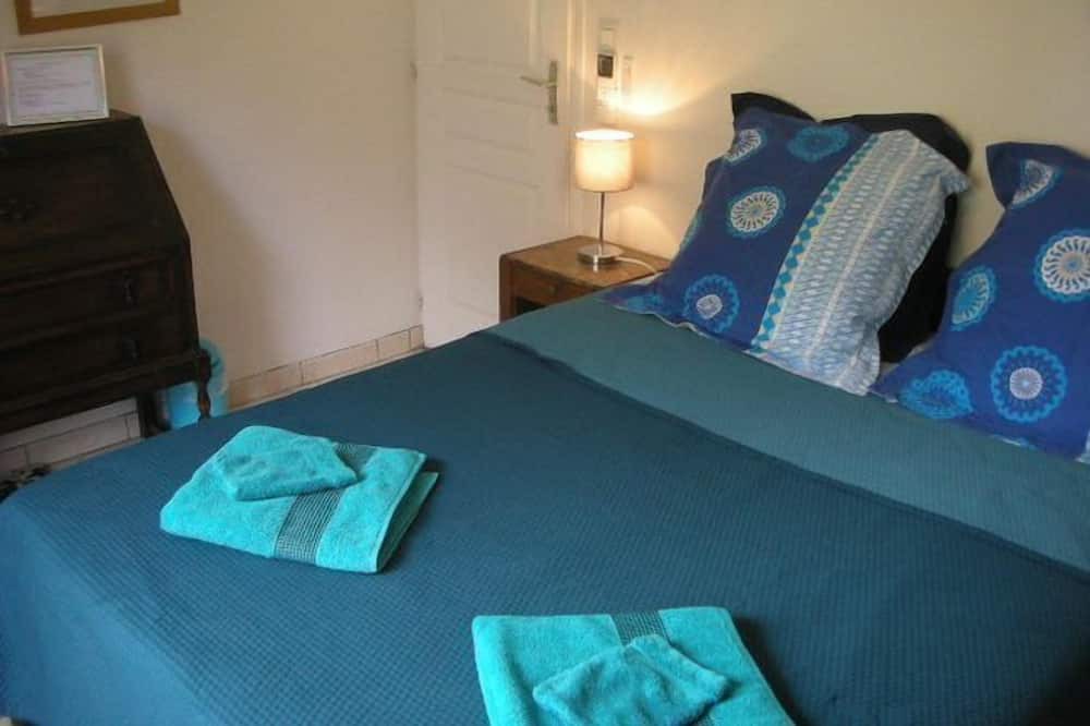 Photo of Bedroom in Ruffec