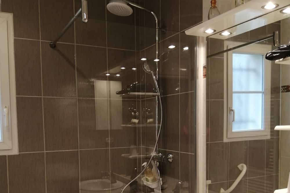 Photo of Bathroom in Ruffec