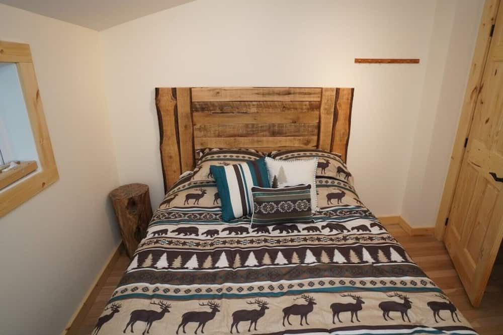 Photo of Bedroom in Sainte-Aurelie