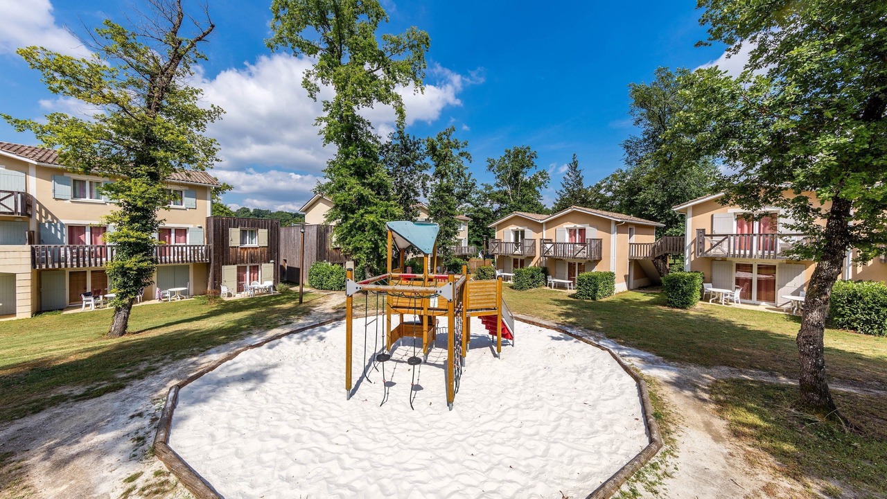 Photo of Others in Nerac