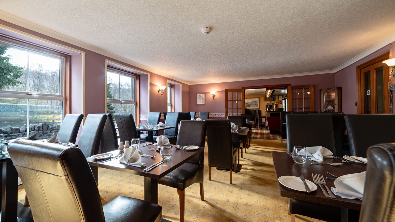 Photo of Others in Alvie