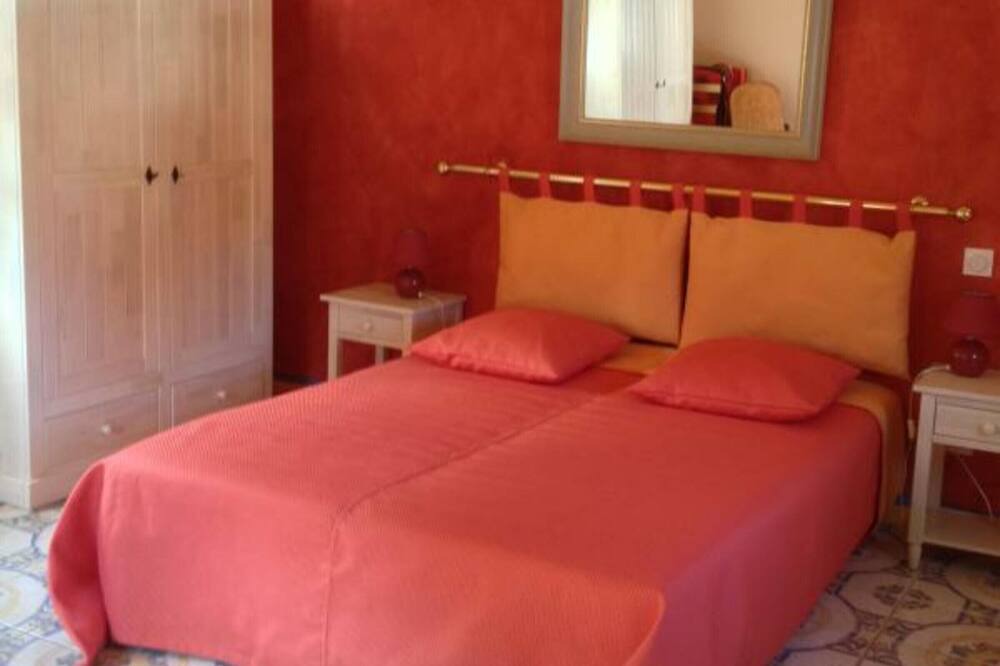 Photo of Bedroom in Ange