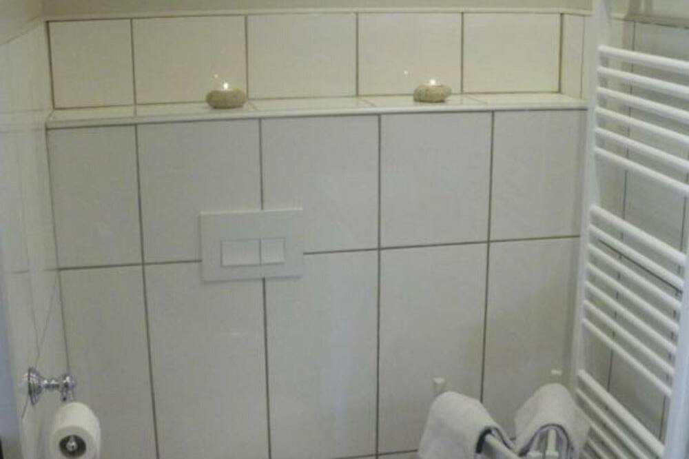 Photo of Bathroom in Monteaux