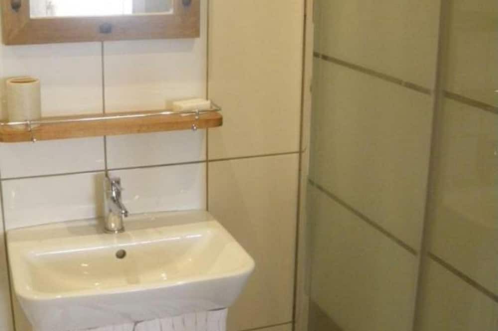 Photo of Bathroom in Monteaux
