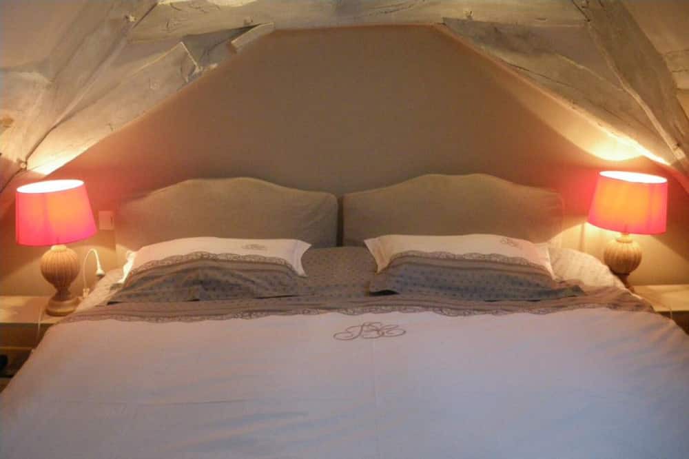 Photo of Bedroom in Monteaux