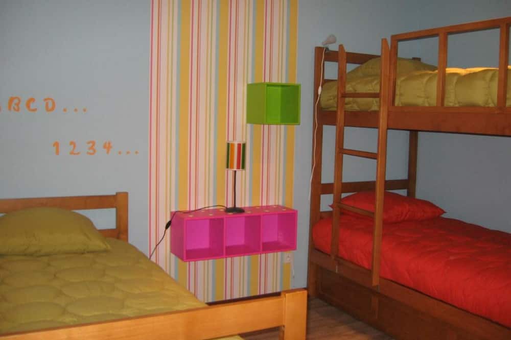 Photo of Bedroom in Averdon