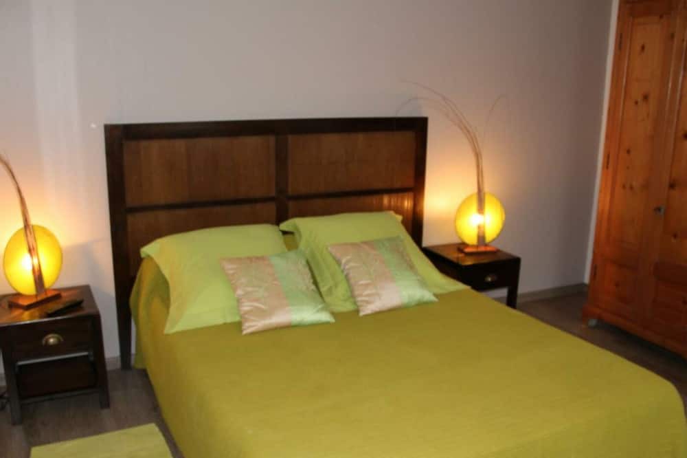 Photo of Bedroom in Thoury