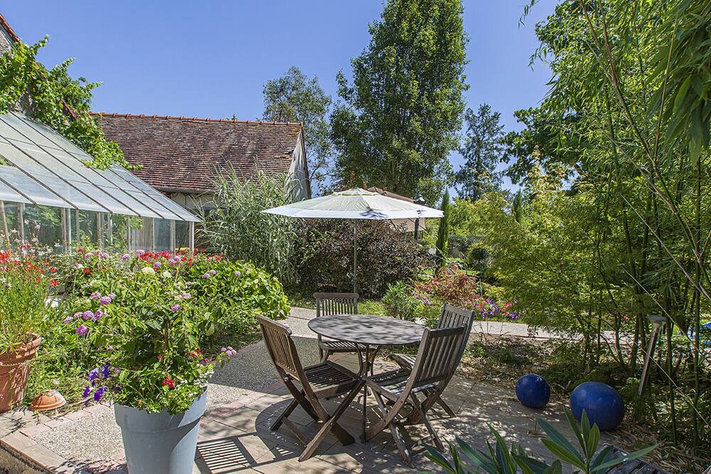 Photo of Patio Balcony in Thoury