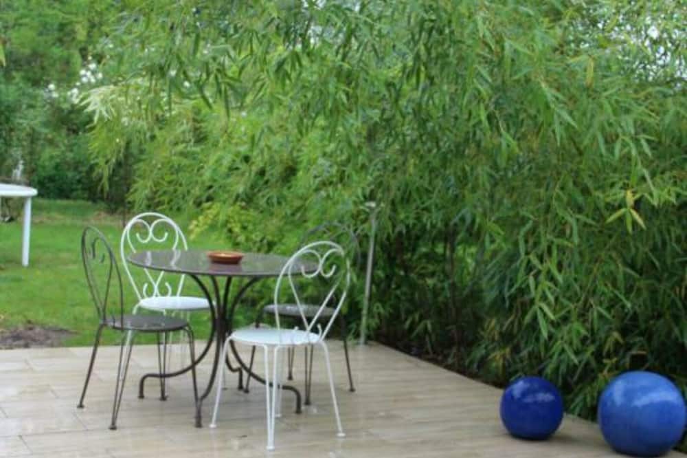 Photo of Patio Balcony in Thoury