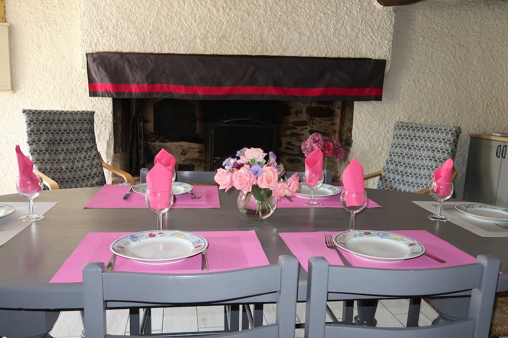 Photo of Kitchen in Cazaux-Frechet-Aneran-Camors