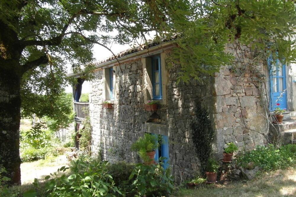 Photo of Outdoor in Vaour