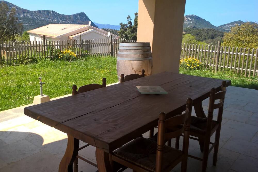 Photo of Patio Balcony in Patrimonio