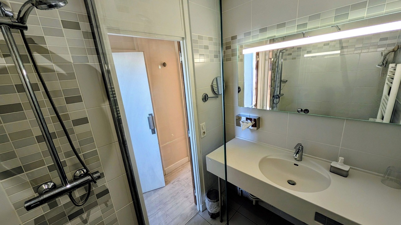 Photo of Bedroom in Pont-Eveque