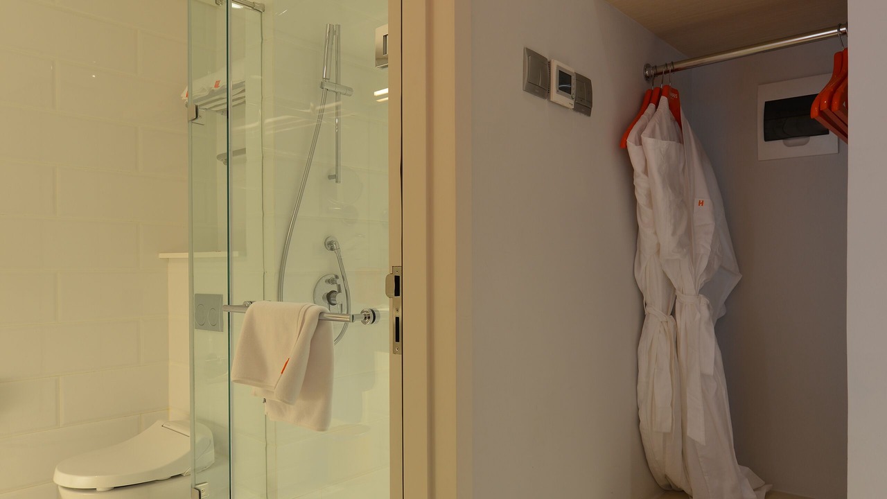 Photo of Bedroom in Laweyan