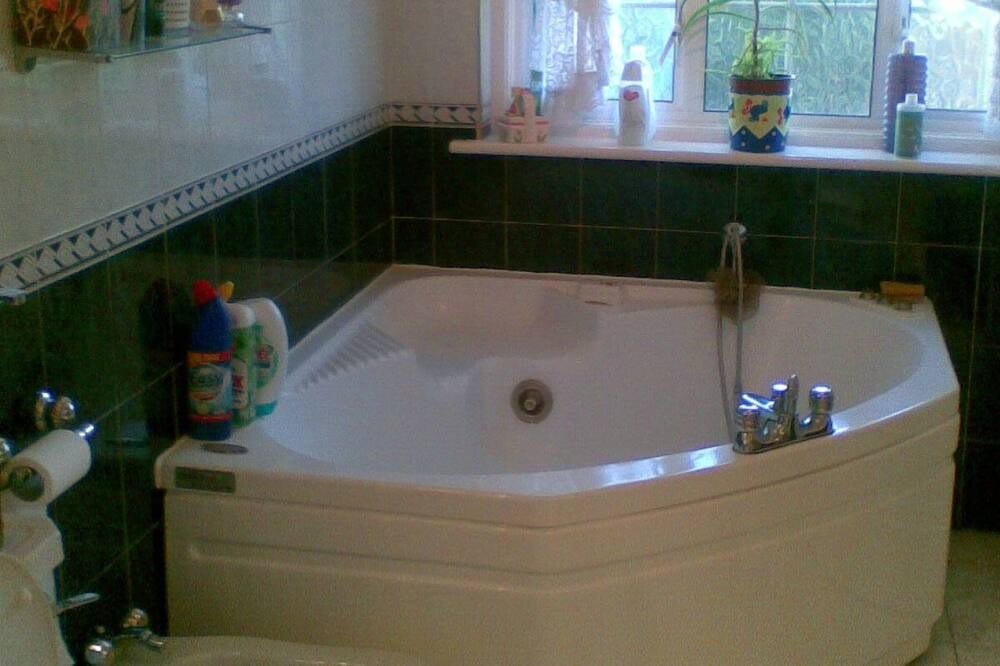 Photo of Bedroom in Norbury