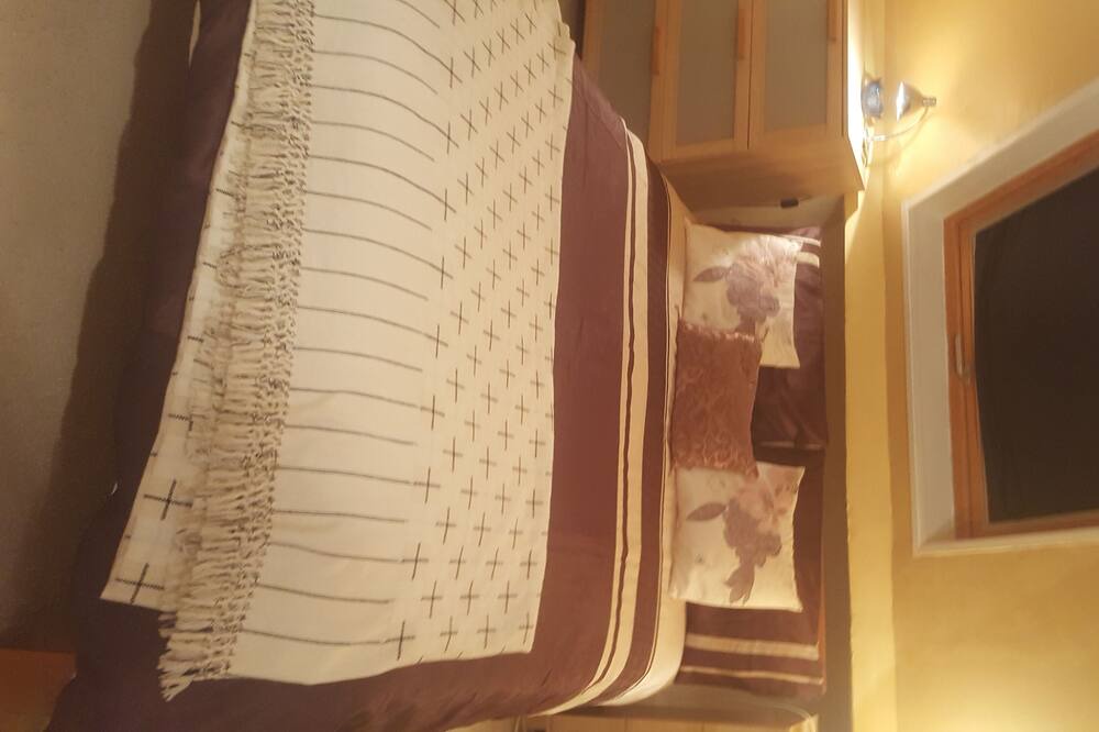 Photo of Bedroom in Norbury