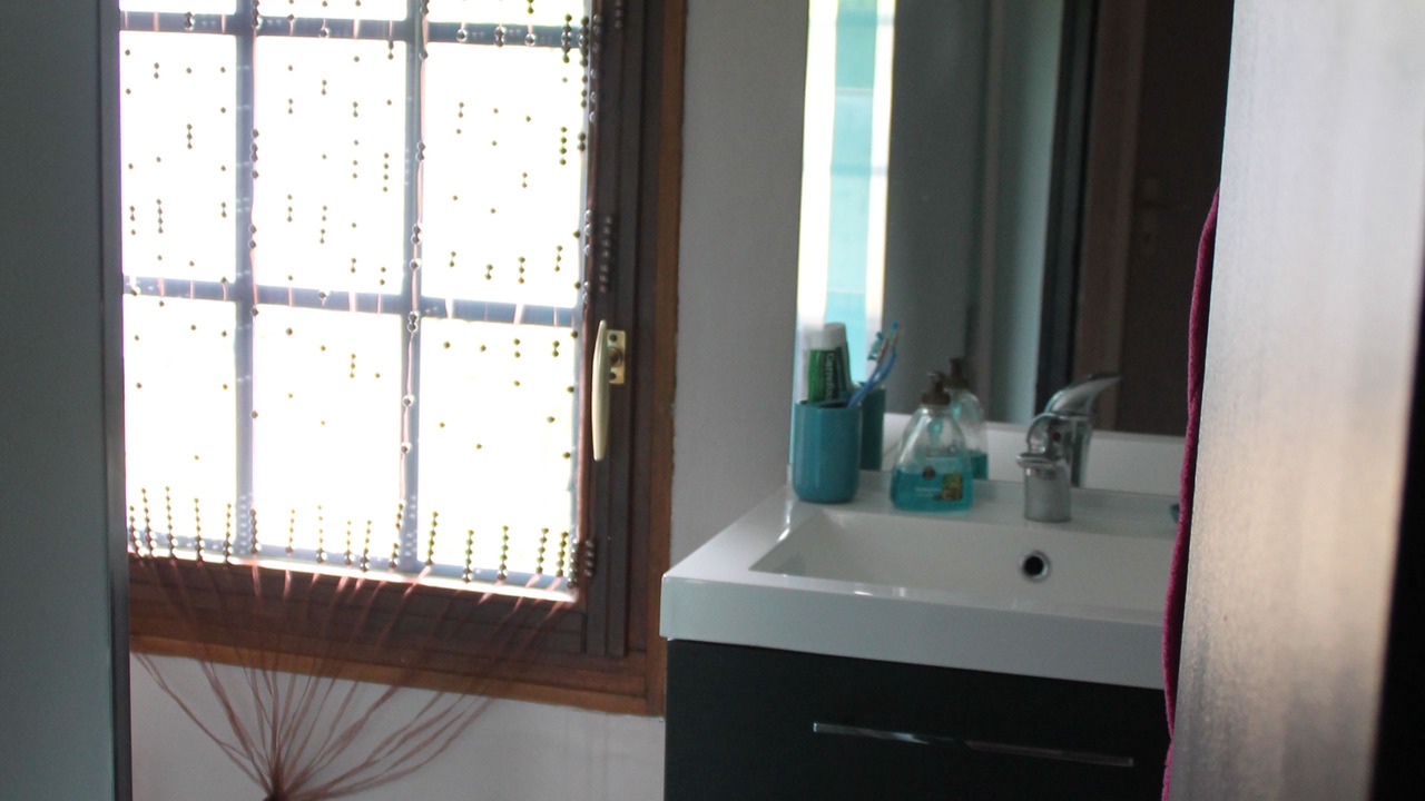 Photo of Bathroom in Mesnil-Follemprise