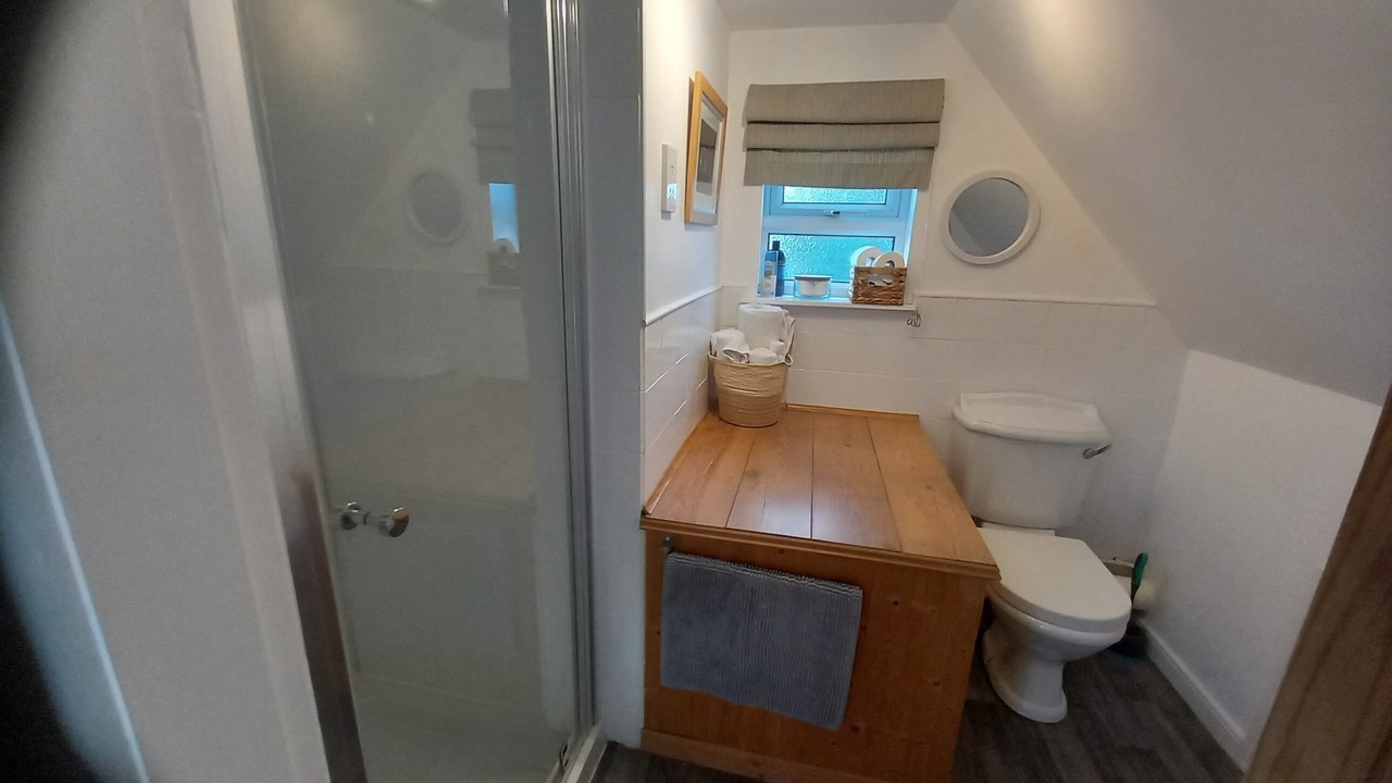 Photo of Bathroom in Newcastle-Under-Lyme