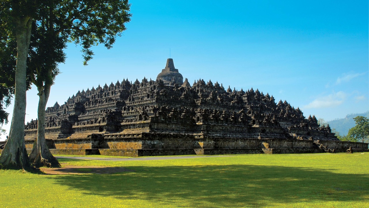 Photo of Others in Borobudur