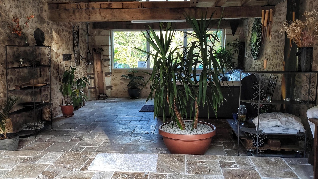 Photo of Others in Saint-Front-de-Pradoux