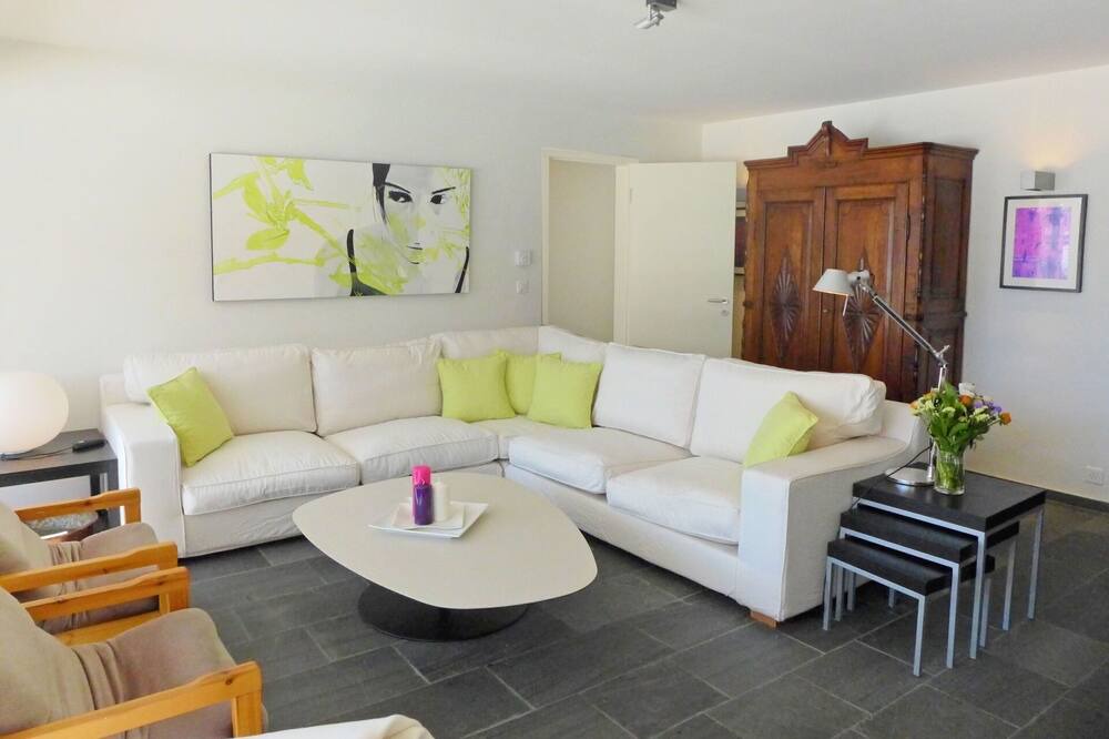 Photo of Bedroom in Samedan