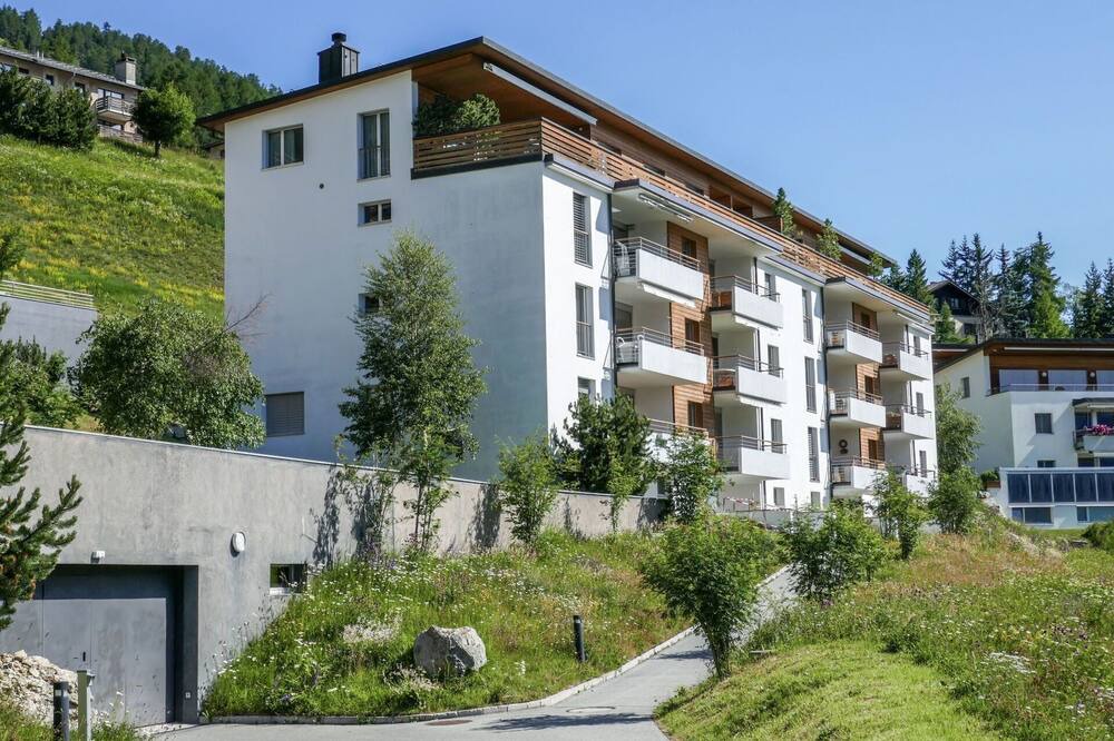 Photo of Others in Samedan
