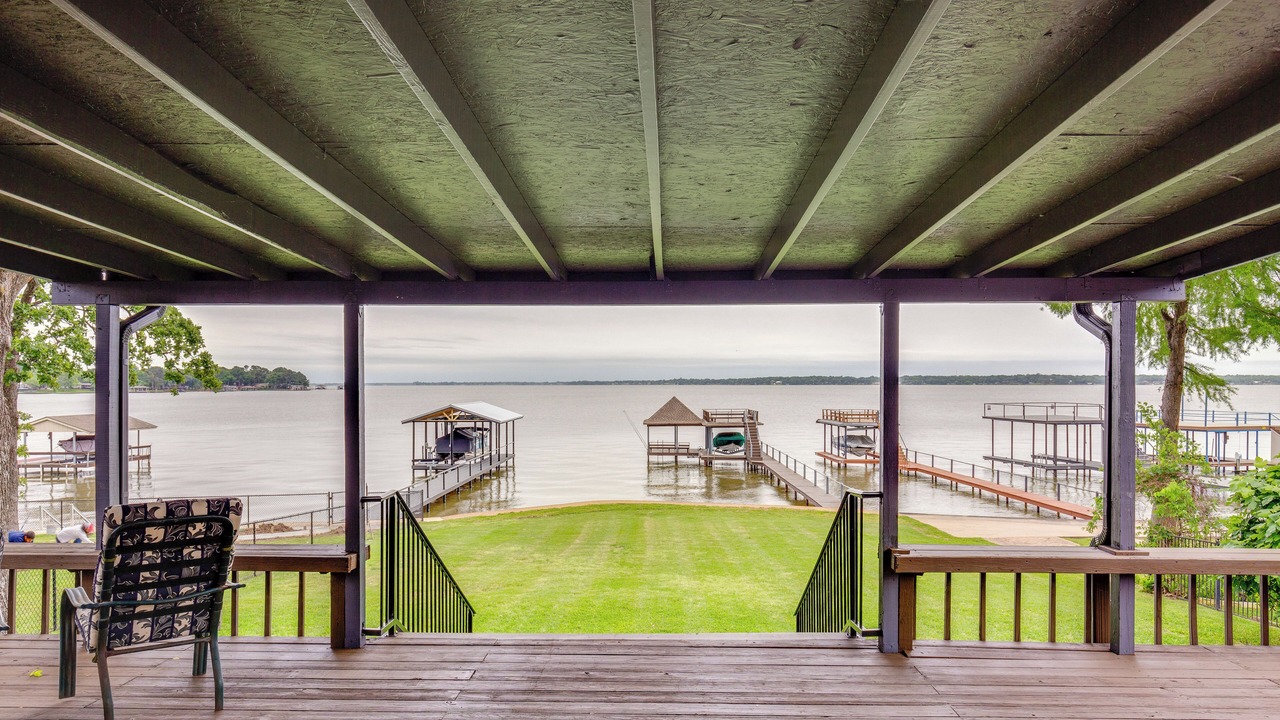 Photo of Outdoor in Gun Barrel City