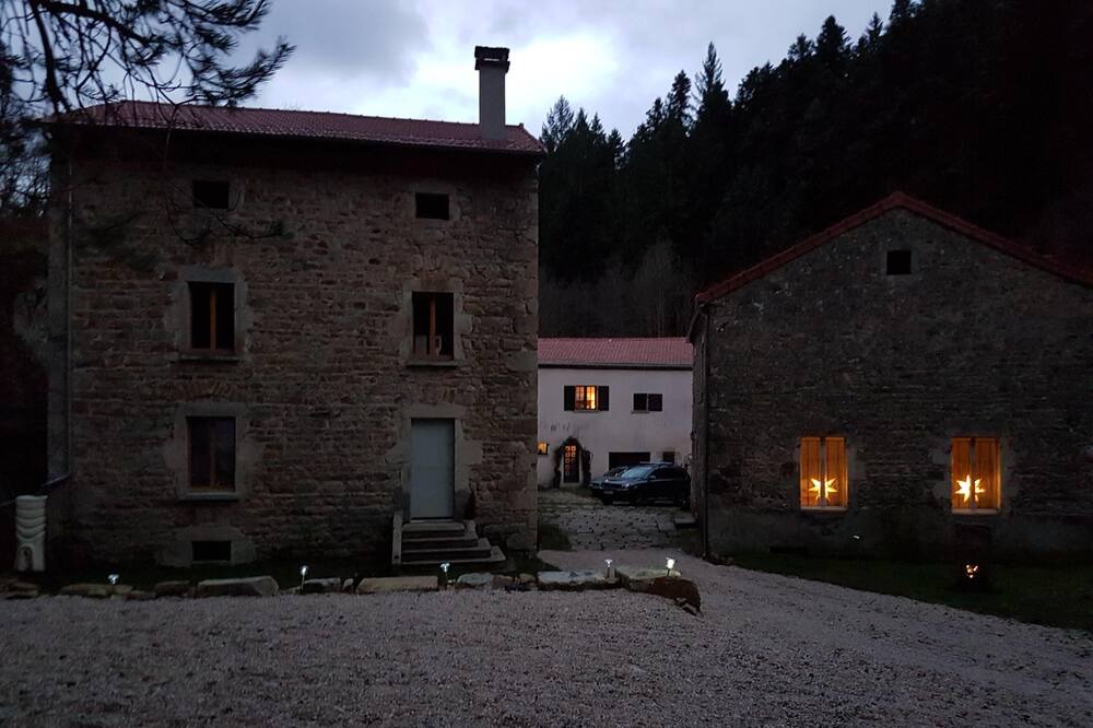 Photo of Outdoor in Egliseneuve-des-Liards
