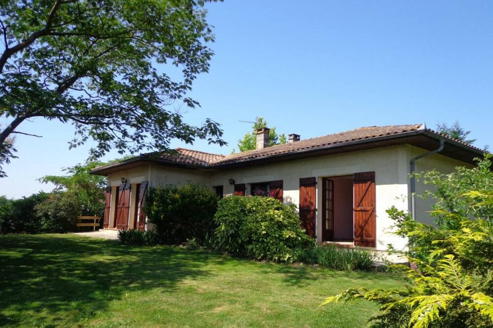 Photo of Outdoor in Mugron