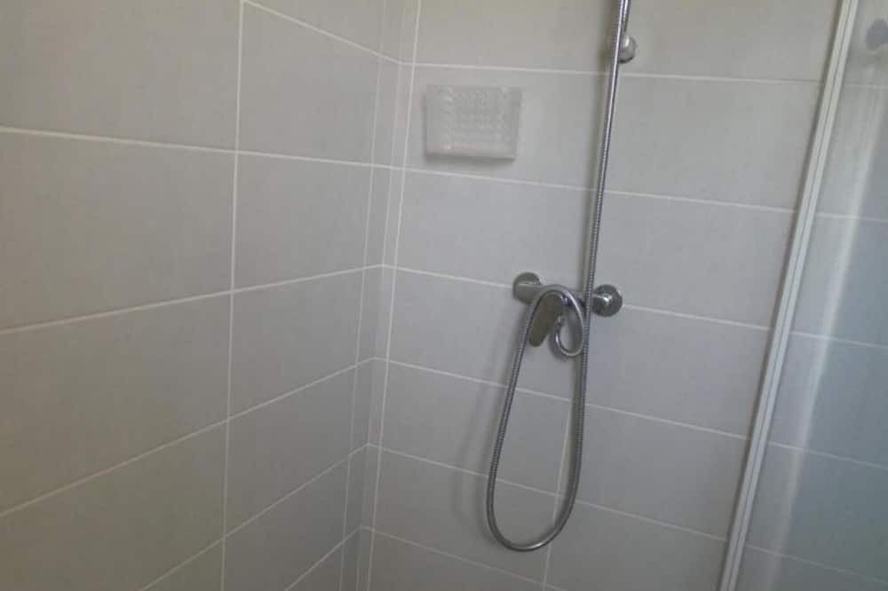 Photo of Bathroom in Mugron