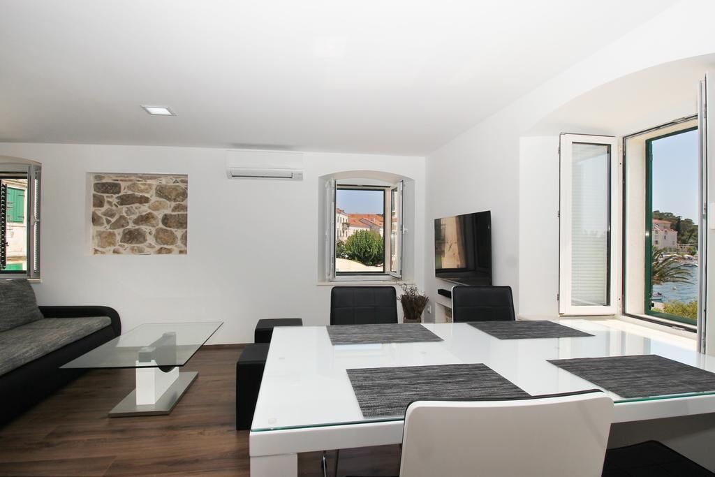 Photo of Livingroom in Makarska Old Town