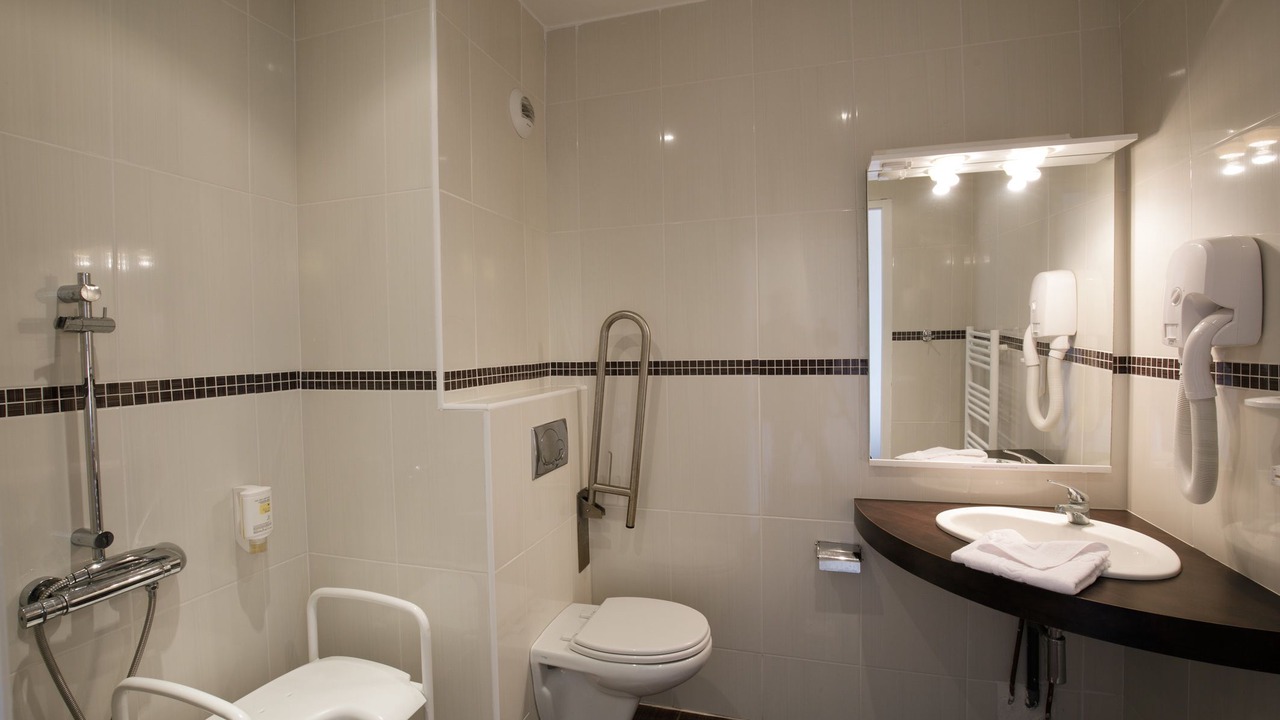 Photo of Others in Epernon