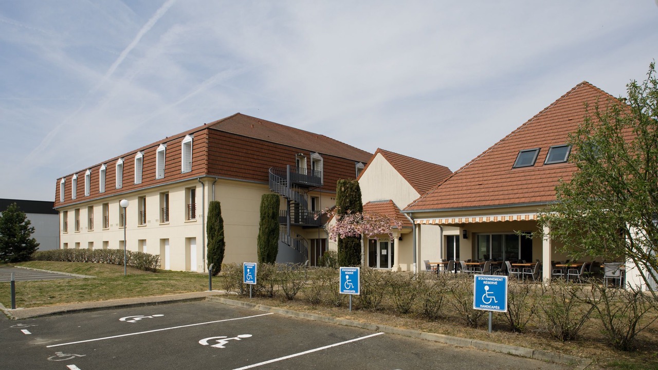 Photo of Others in Epernon