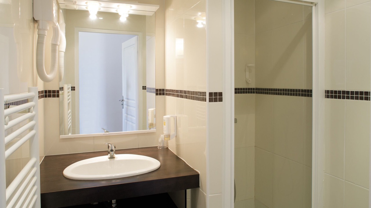 Photo of Others in Epernon